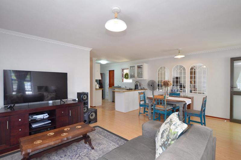 3 Bedroom Property for Sale in Vergesig Western Cape